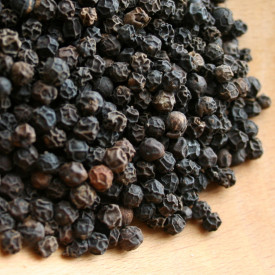 Čierne korenie celé BIO